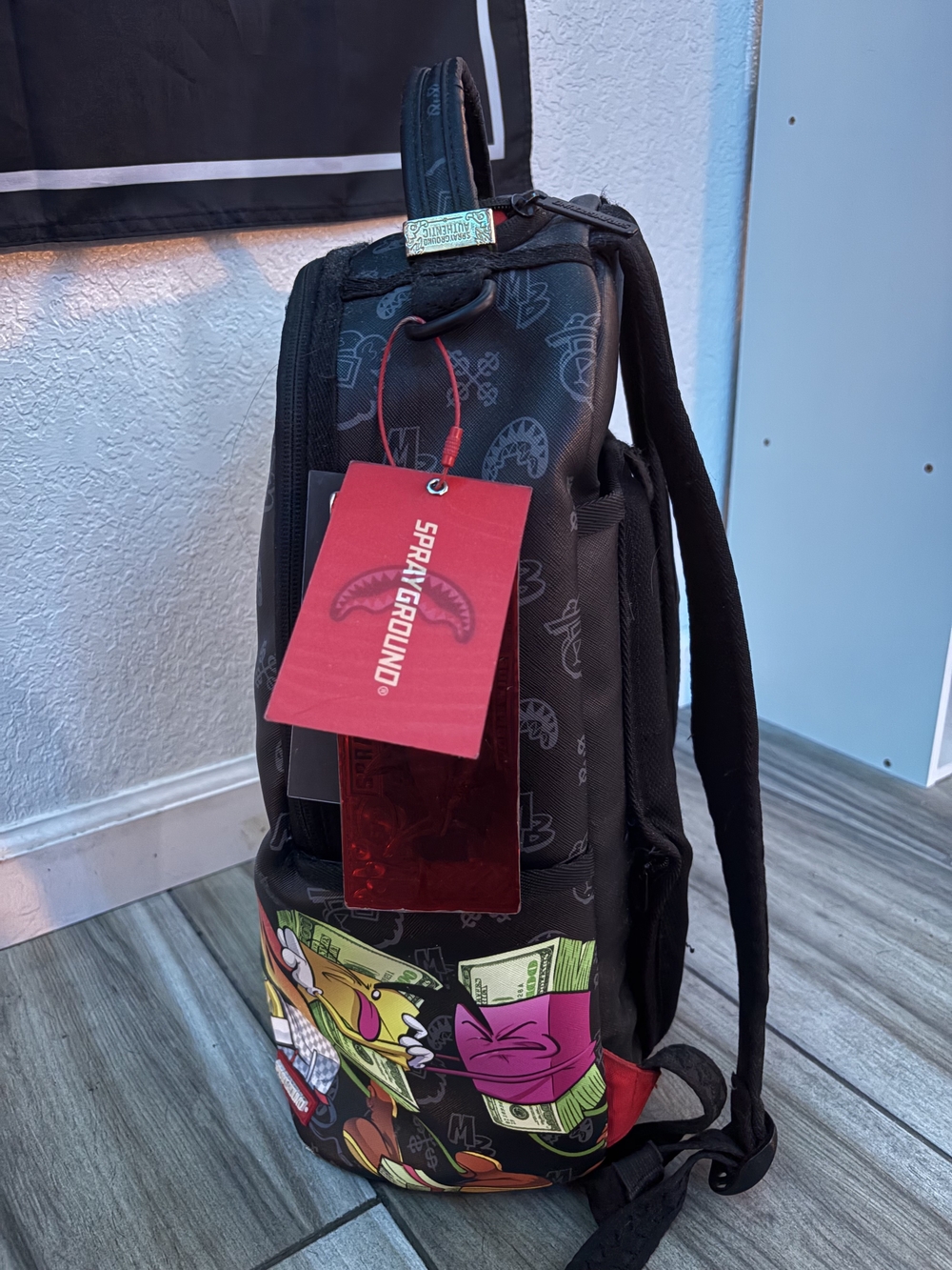 Sprayground Back Pack - Picture 4 of 7